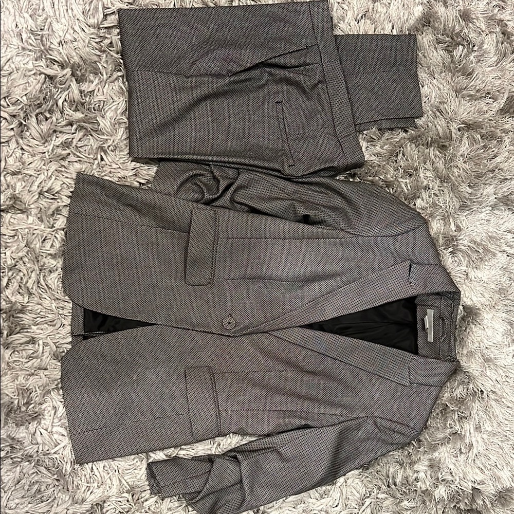 Gathered sleeve blazer and trouser set